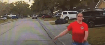 A MOTHER CAUGHT THE VILLAIN WHO WAS PEEPING INTO HER DAUGHTER’S ROOM AND GAINED ATTENTION.
